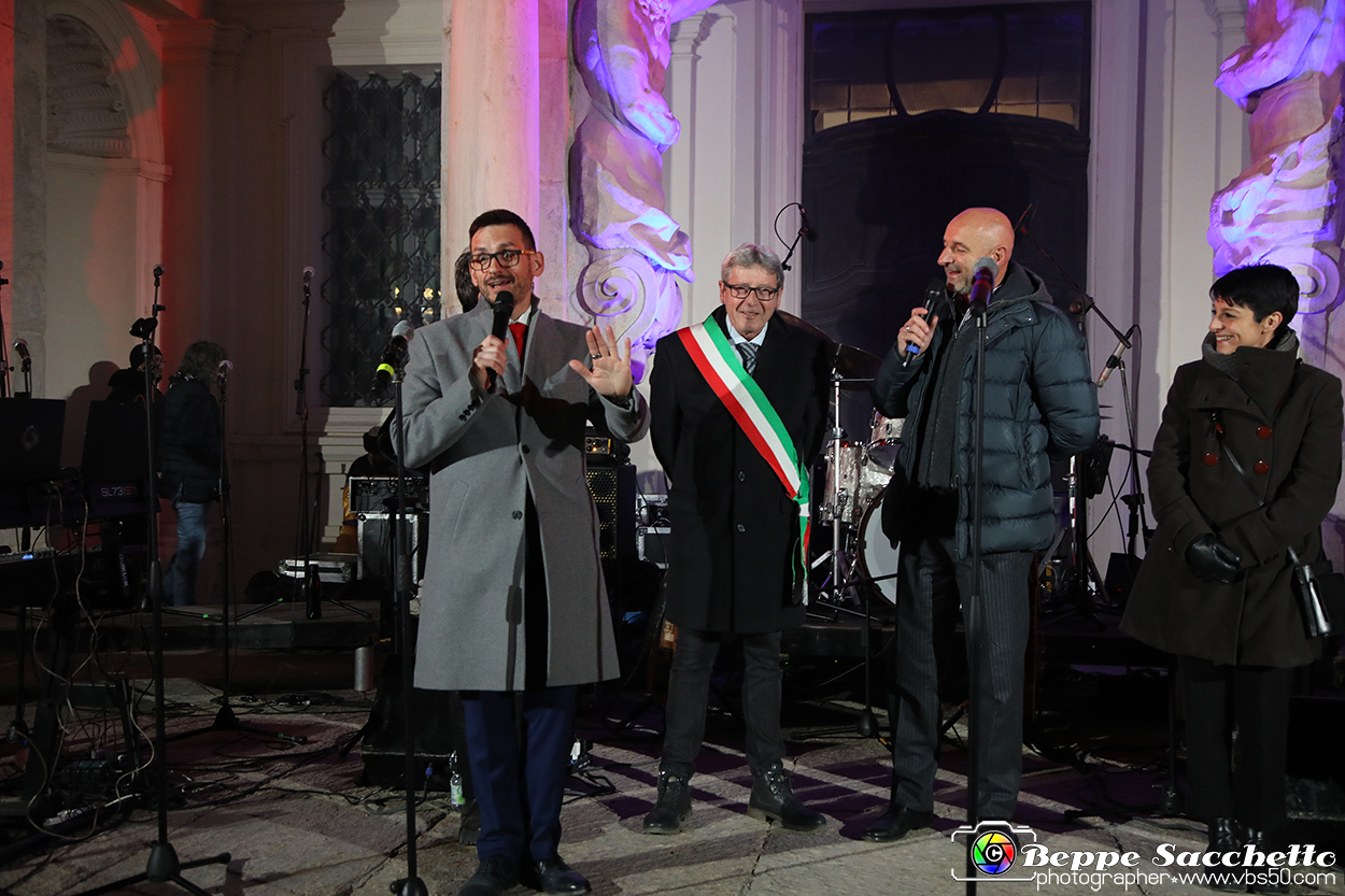 VBS_4347 -  Il Magico Paese di Natale 2024 - Spettacolo di Inaugurazione a Govone.jpg